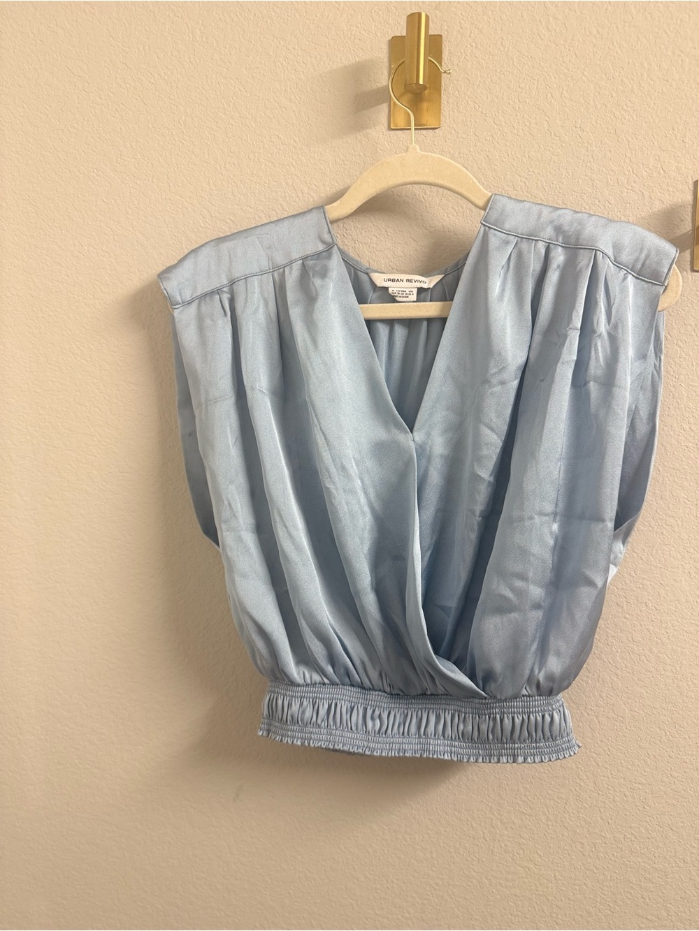 Urban Revivo Light Blue Satin V-Neck Cropped Blouse